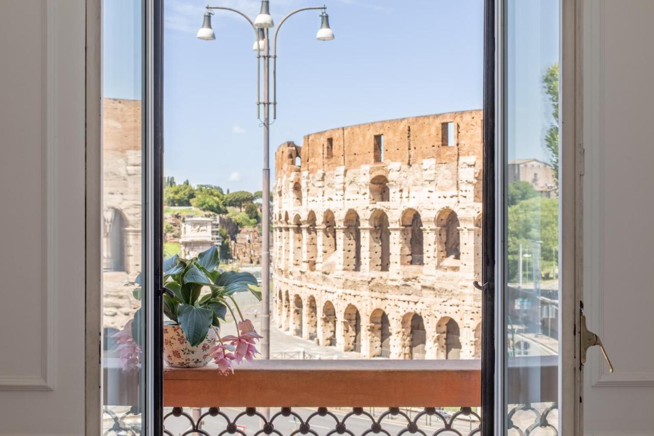 Iflat Unforgettable In Front Of Colosseum Řím Exteriér fotografie
